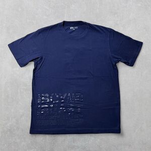 Size Medium UT Uniqlo x Studio Chizu Navy Blue Boy and Beast Unisex Graphic Tee